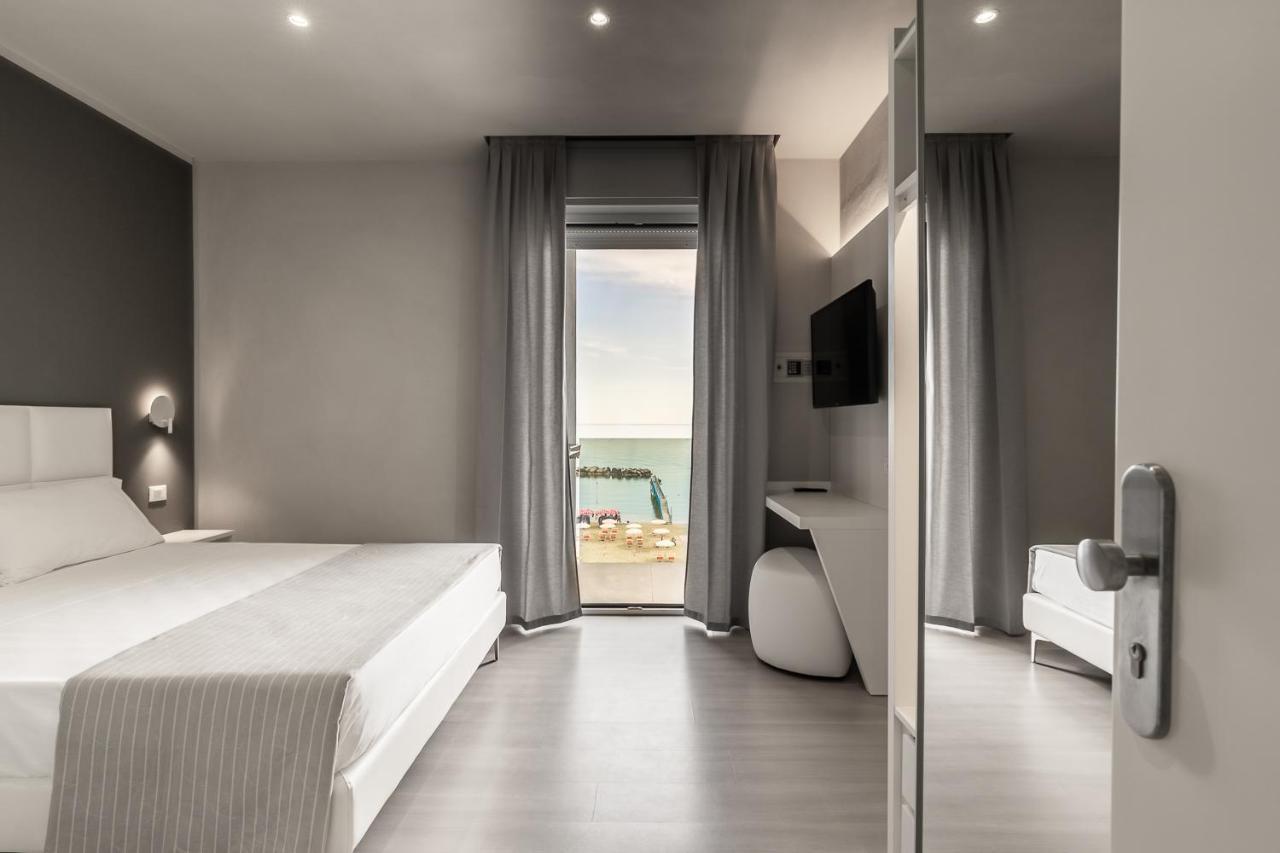 Hotel Villa Saba Белларія-Іджеа-Марина Екстер'єр фото