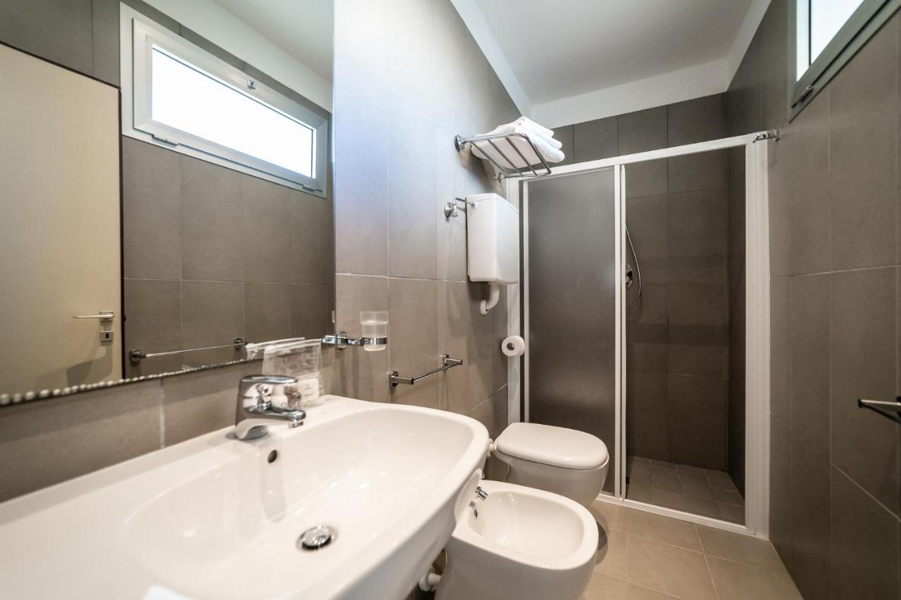 Hotel Villa Saba Белларія-Іджеа-Марина Екстер'єр фото
