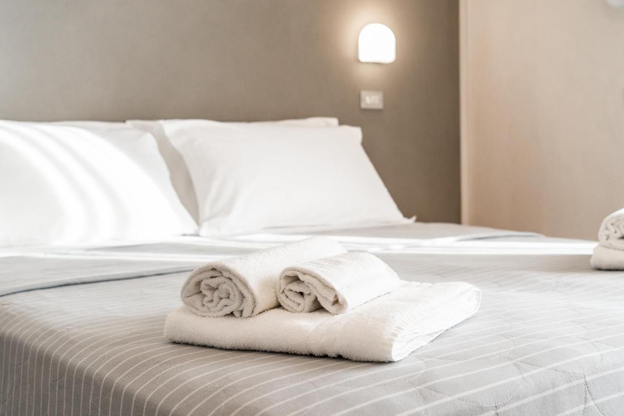 Hotel Villa Saba Белларія-Іджеа-Марина Екстер'єр фото