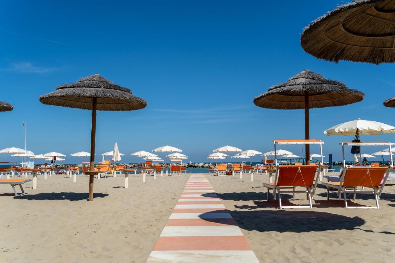 Hotel Villa Saba Белларія-Іджеа-Марина Екстер'єр фото